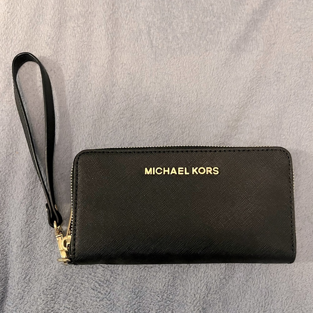 Michael Kors Wristlet
